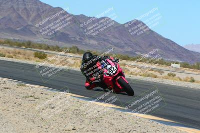 media/Mar-24-2022-Racers Edge (Thu) [[dcc8396dfa]]/A Group/Session 6/Turn 14 Inside/